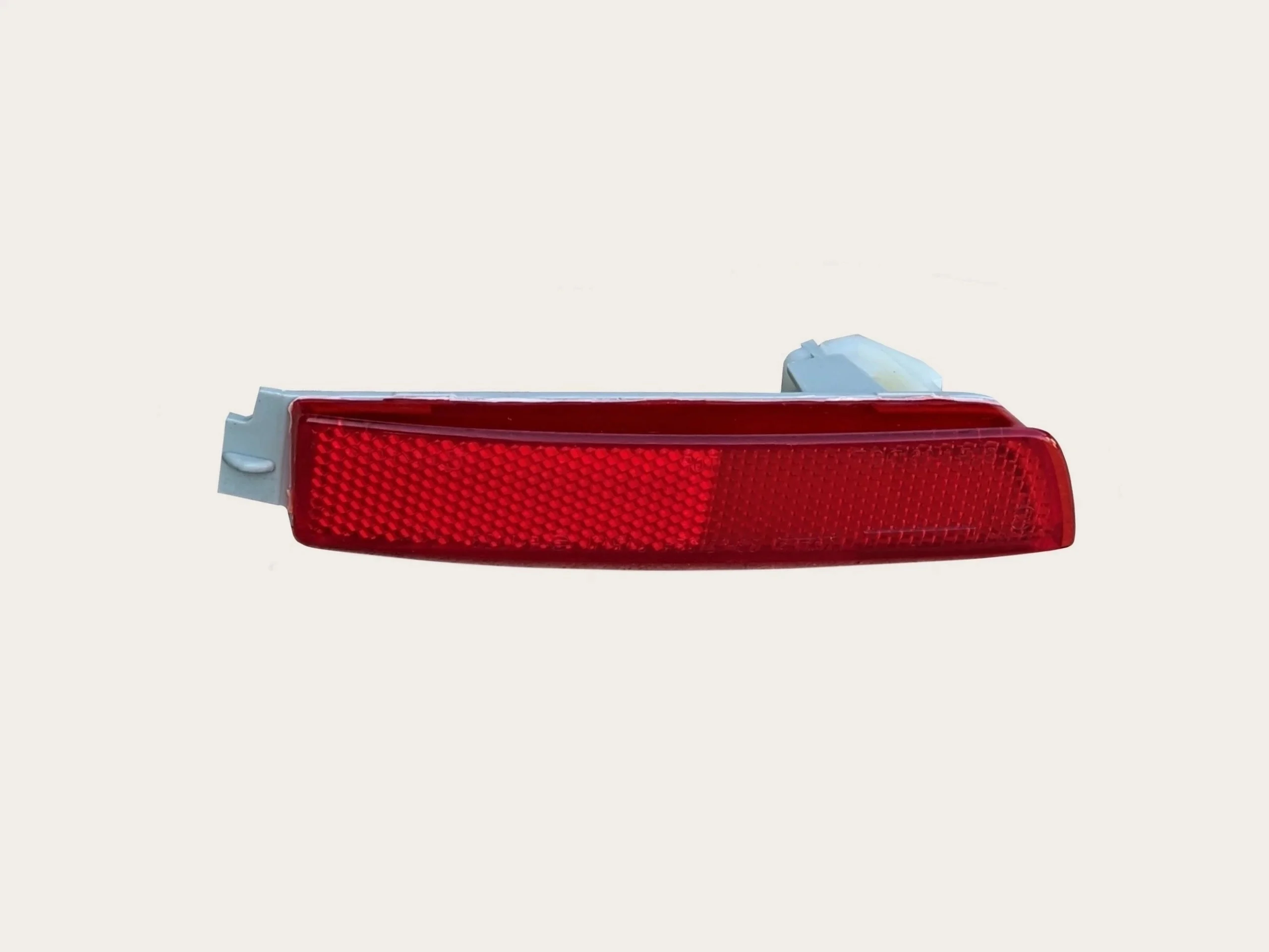 nissan-juke-i-f15-nismo-odblask-zderzaka-lewy-tyl-26565-5c000-250-52461l-ed-car.pl-6660426