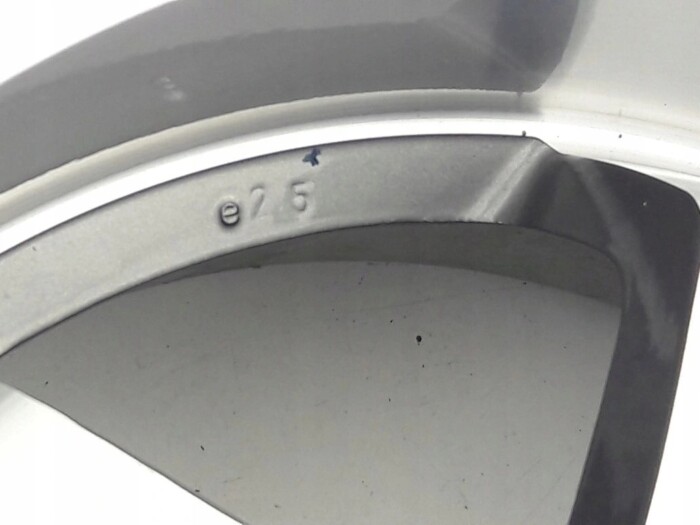 prod_4861714_5_f703453e5_large-ed-car.pl.jpg