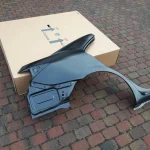 Corolla E16 E18 błotnik poszycie błotnika prawy tył