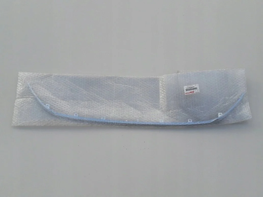 hilux-viii-listwa-chrom-atrapy-grill-przod-15-19-a53122-0k270-ed-car.pl-5119732