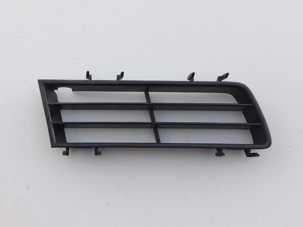 saab-9-5-95-i-kratka-zderzaka-prawy-przod-97-01-4561064-ed-car.pl-5408054