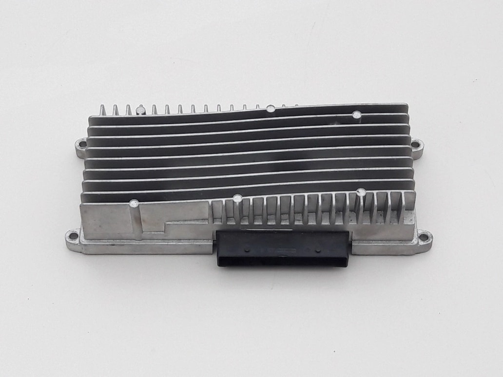 audi-a4-b8-a5-sq5-q5-wzmacniacz-radia-anteny-8r0035223g-ed-car.pl-4889389