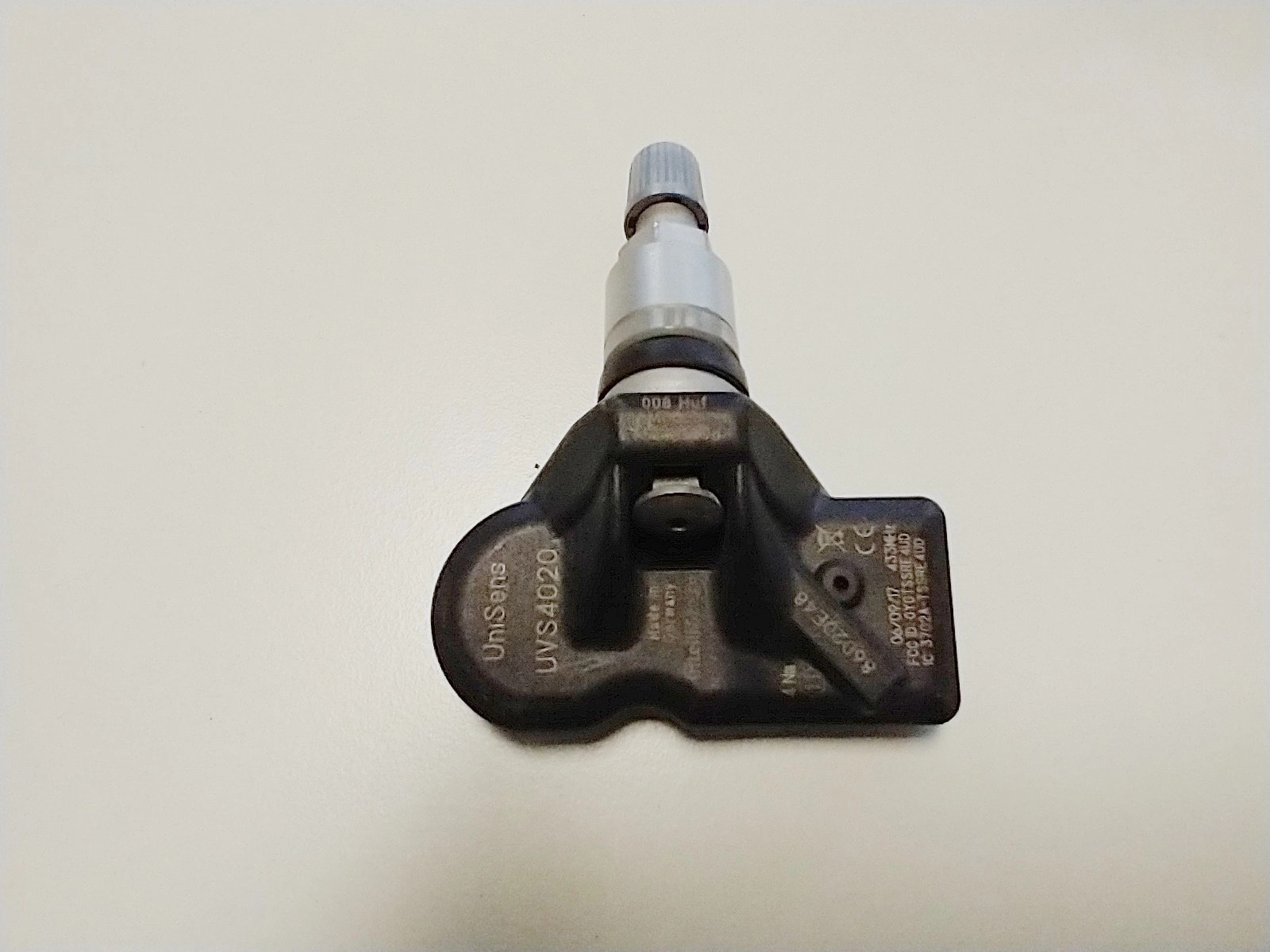 bmw-czujnik-cisnienia-powietrza-w-kole-uvs4020-86d2de48-ed-car.pl-6741004