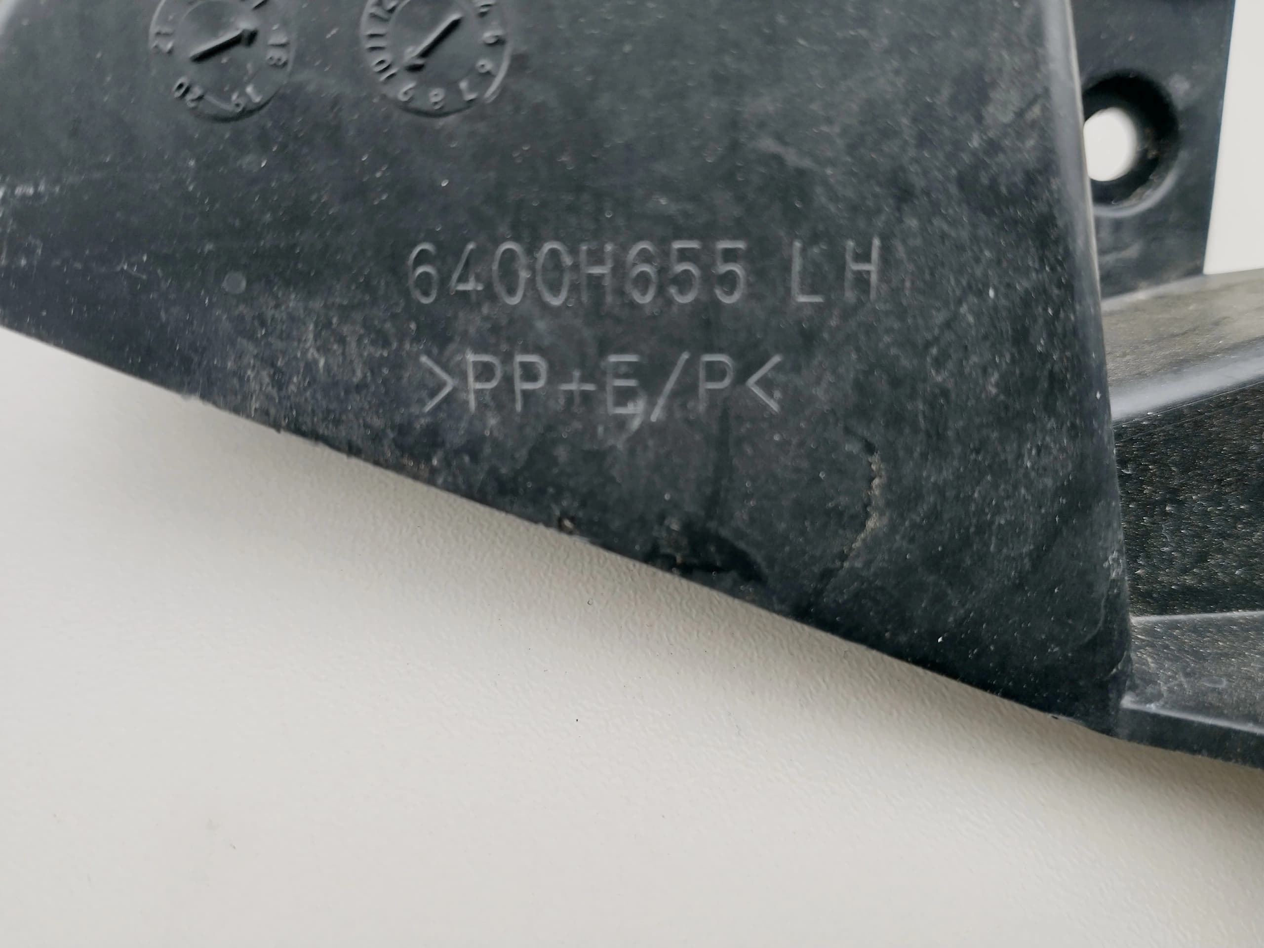 eclipse-cross-slizg-zderzaka-lewy-przod-17-21-6400h655-ed-car.pl-6750881