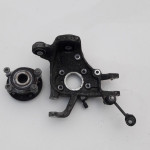 Volvo XC60 II XC90 V90 Cross Country zwrotnica prawy tył