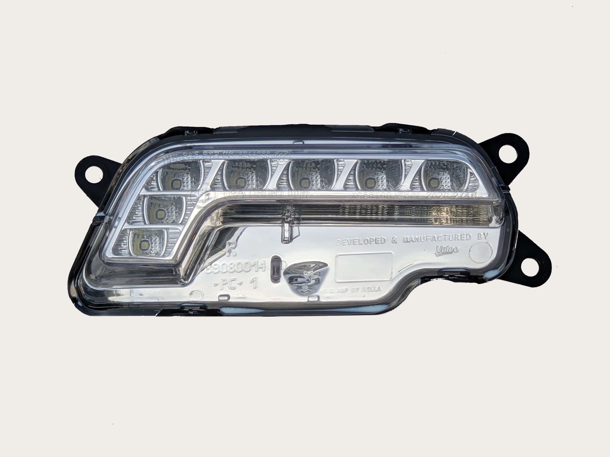 e-klasa-iv-w212-swiatlo-halogen-drl-prawy-led-09-16-a2128200856-89206725-ed-car.pl-6734062