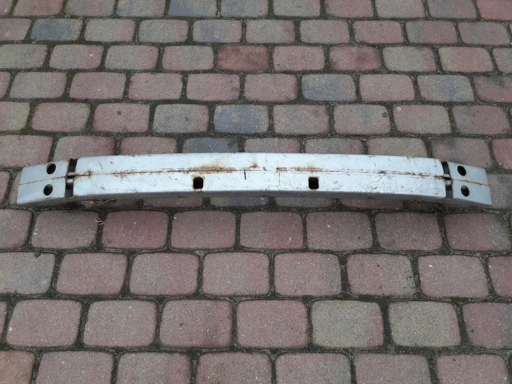 toyota-corolla-verso-i-belka-zderzaka-przod-01-04-52021-13020-ed-car.pl-4861490