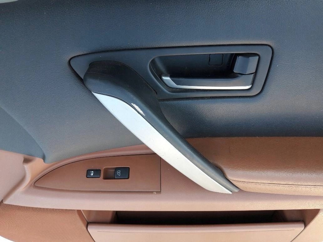 infiniti-fx35-fx45-i-s50-klamka-drzwi-przod-03-08-ed-car.pl-4890658