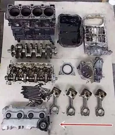 mazda-6-gg-gy-2-0-pokrywa-zaworow-silnika-02-08-rf5c-rf7j-ed-car.pl-4888302