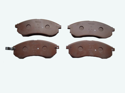 mitsubishi-l200-2-5-td-klocki-hamulcowe-tyl-96-07-mn102622-4x4-ed-car.pl-6780592