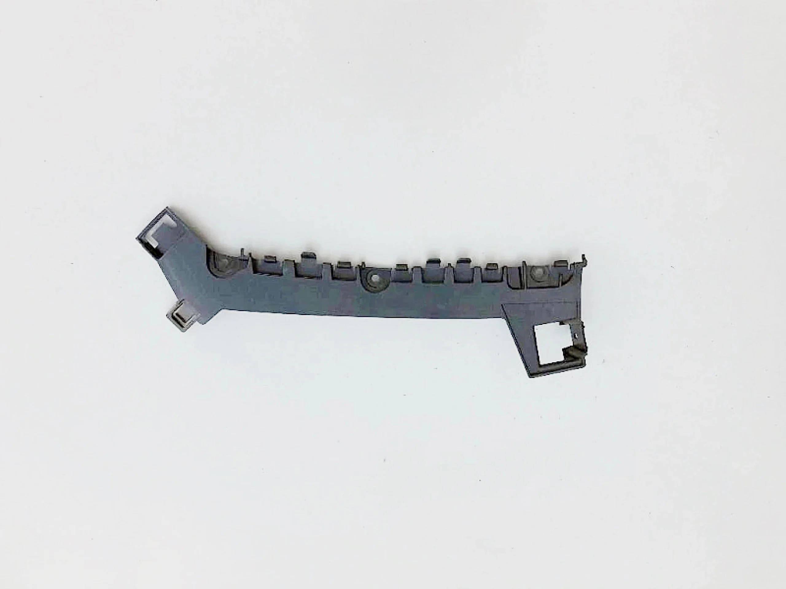 ford-b-max-slizg-w-zderzak-prawy-tyl-tylny-12-17-av11-17e850-ad-ed-car.pl-4859442
