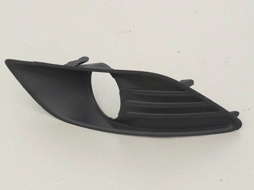 ford-focus-mk2-lift-ramka-halogenu-lewy-przod-07-11-8m51r-19953-ae-ed-car.pl-4890830