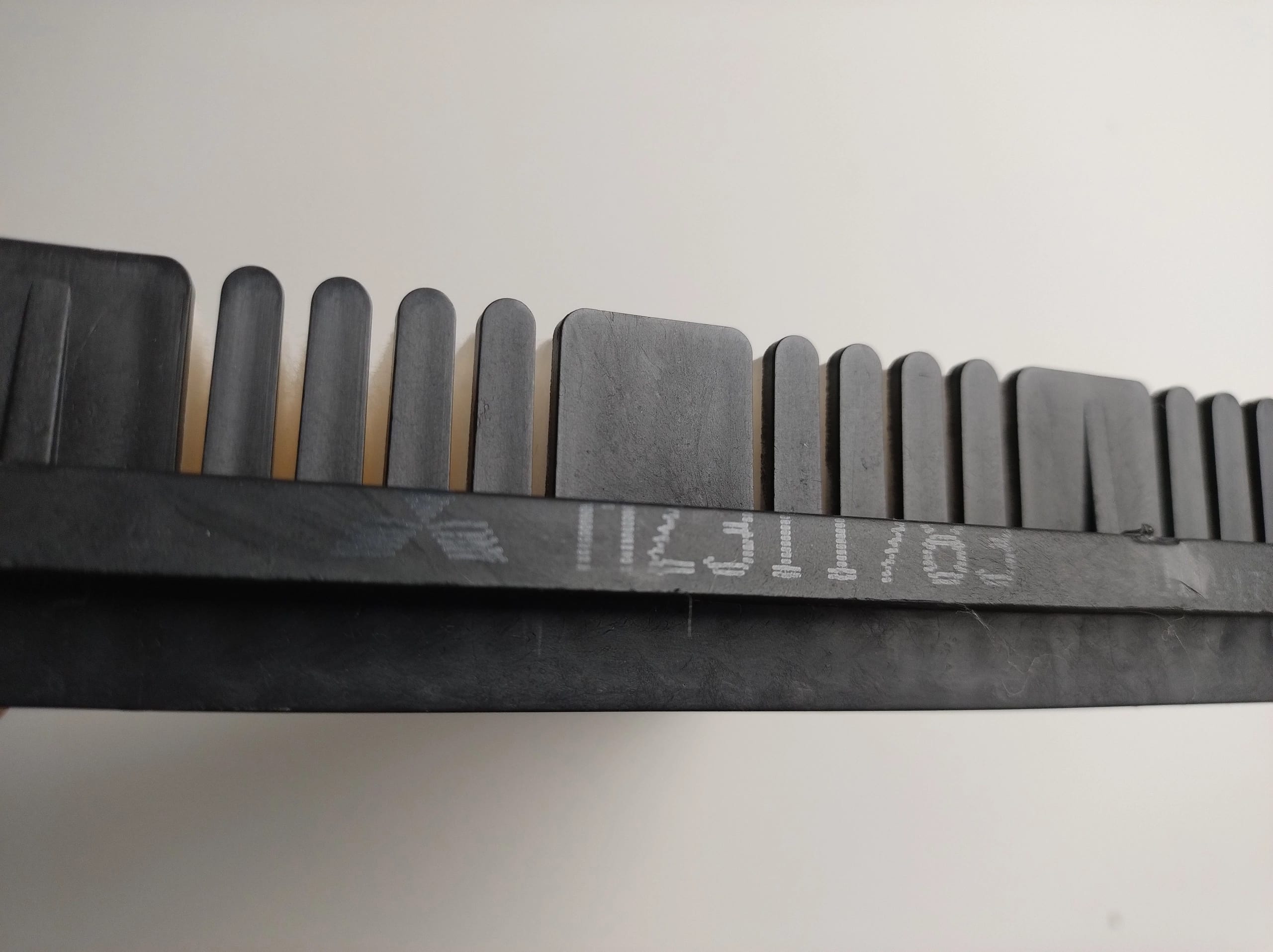 mitsubishi-pajero-sport-l200-wklad-filtr-powietrza-mz311783-l-ed-car.pl-6816137