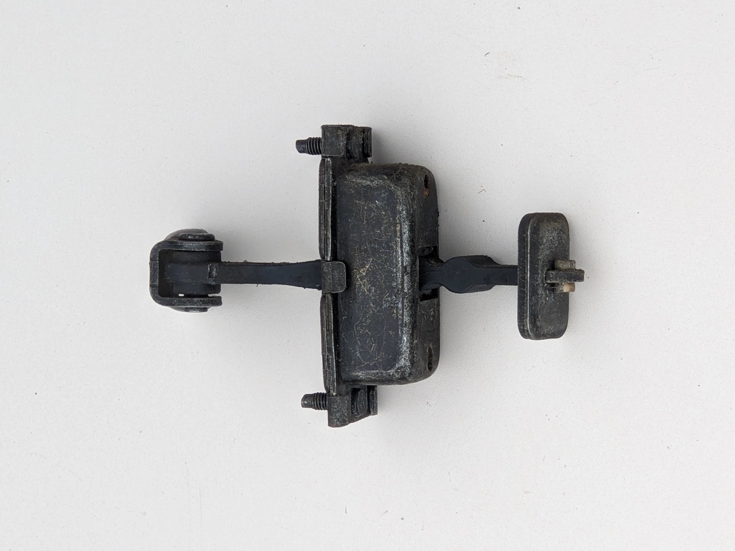 saab-9-5-95-ogranicznik-drzwi-prawy-lewy-przod-98-05-brak-informacji-4736254-ed-car.pl-6819460