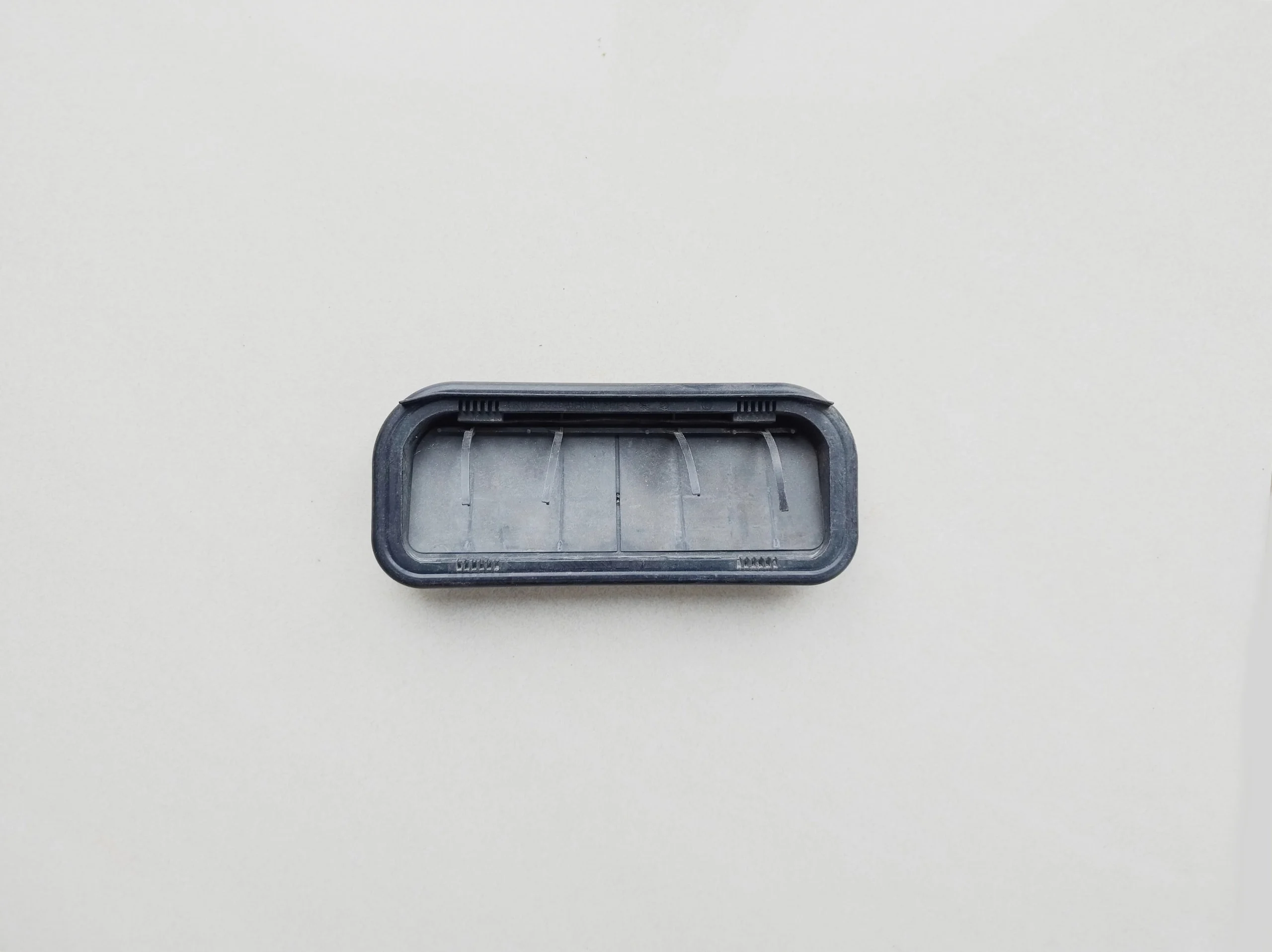 toyota-aygo-i-kratka-wentylacyjna-prawy-lewy-tyl-05-12-62930-0h010-62930-0h012-ed-car.pl-6817292