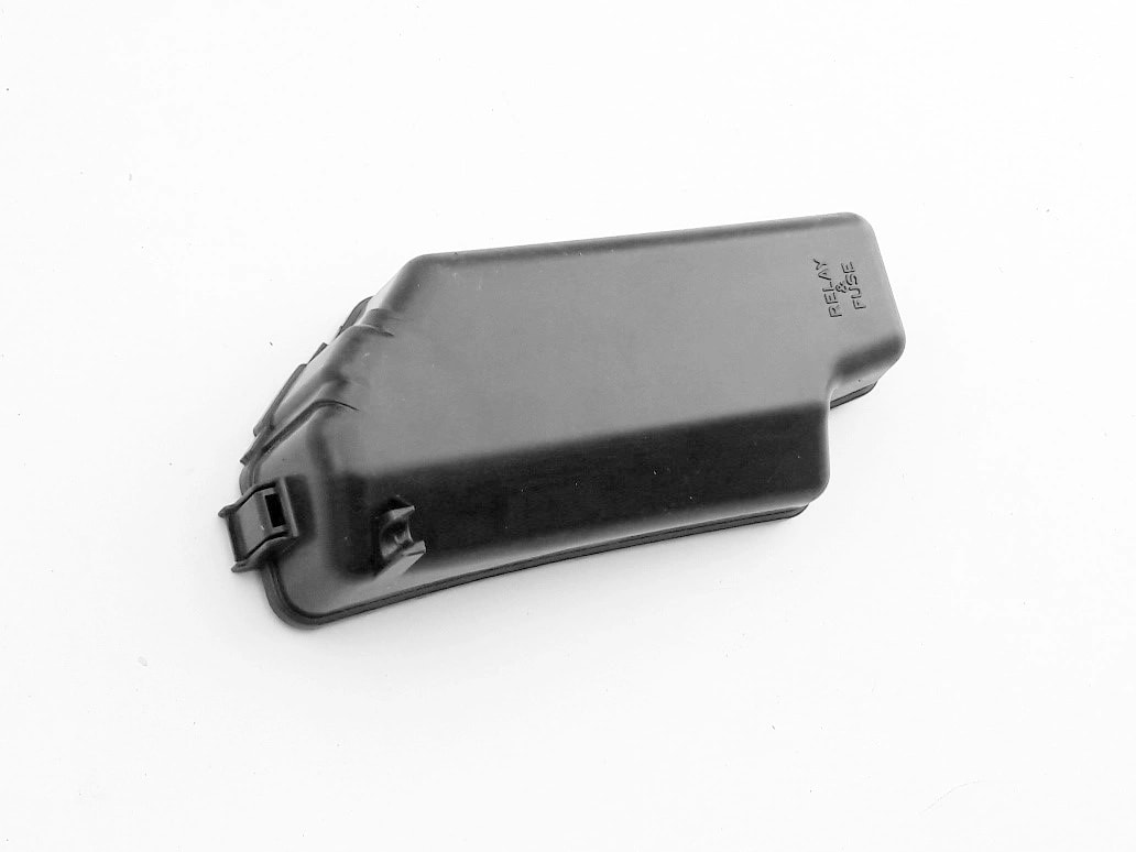 toyota-hiace-iv-gorna-obudowa-bezpiecznikow-95-02-a82662-26021-ed-car.pl-5411519