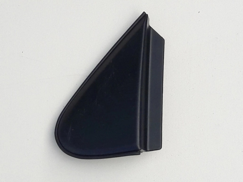 toyota-iq-zaslepka-trojkat-blotnika-lewy-przod-08-60118-74010-ed-car.pl-6325683