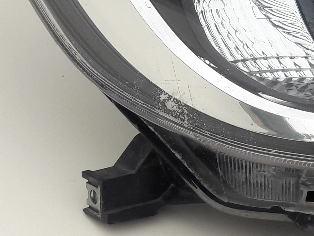 hilux-viii-lampa-led-reflektor-prawy-przod-15-20-a81110-0k792-ed-car.pl