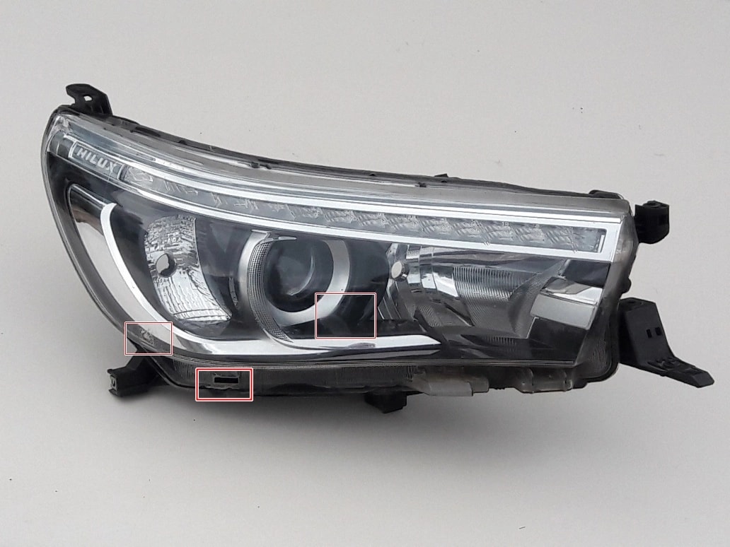 hilux-viii-lampa-led-reflektor-prawy-przod-15-20-a81110-0k792-ed-car.pl
