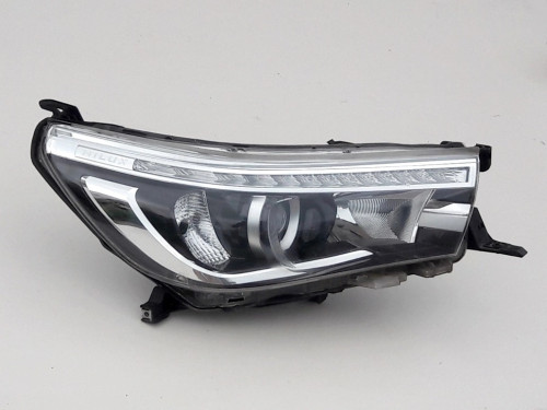 hilux-viii-lampa-led-reflektor-prawy-przod-15-20--a81110-0k792-ed-car.pl
