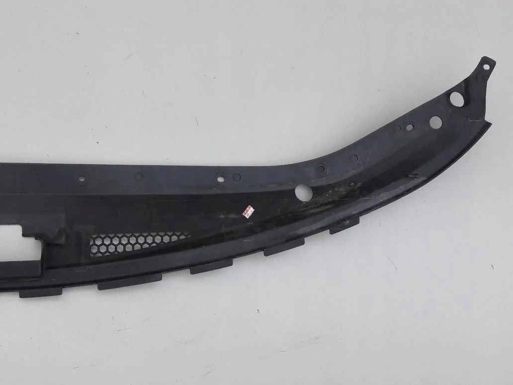 hyundai-h1-h-1-h300-oslona-pasa-pas-przod-08-15-86563-4h000-ed-car.pl-4864860