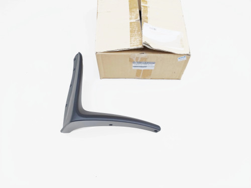 infiniti-q60-chlapacze-chlapacz-prawy-tyl-16-22-78810-5ca0a-ed-car.pl-6851309