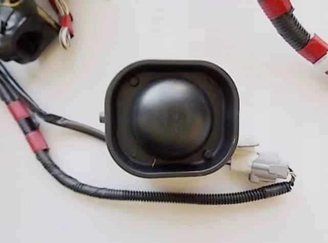 lexus-is200-is300-modul-sterownik-alarm-syrena-98-05-89040-53010-ed-car
