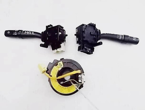 toyota-mr2-manetki-przelaczniki-tasma-99-07-brak-informacji-ed-car.pl-4888057