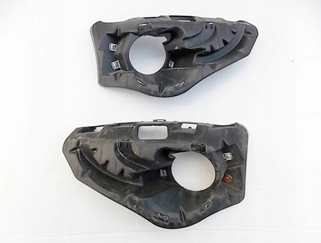 bmw-x1-e84-ramka-halogenu-prawy-przod-09-15-51112991810-ed-car.pl-4860928