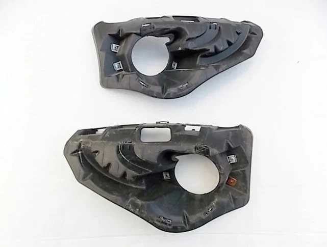 bmw-x1-e84-ramka-halogenu-prawy-przod-09-15-51112991810-ed-car.pl-4860928
