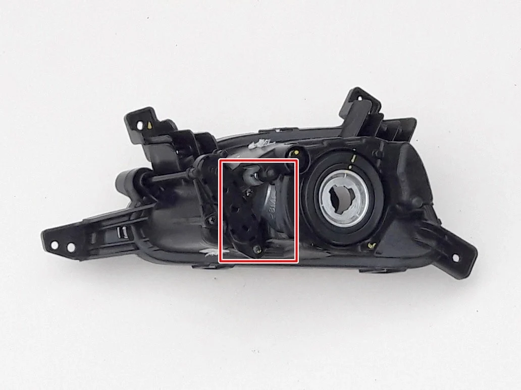 hyundai-tucson-iii-lampa-halogen-zderzaka-prawy-przod-15-92202-d7000-ed-car.pl-6191649