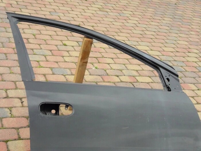 nissan-almera-tino-v10-drzwi-prawy-przod-00-06---ed-car.pl