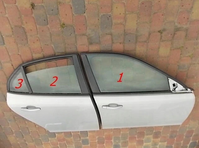 saab-9-3-93-ii-lift-sedan-szyba-prawy-przod-tyl-07-11-brak-informacji-ed-car.pl