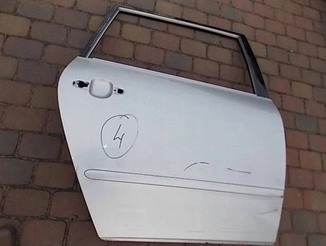 toyota-avensis-verso-drzwi-prawy-tyl-tylne-01-09-67871-44040-ed-car.pl-4864524