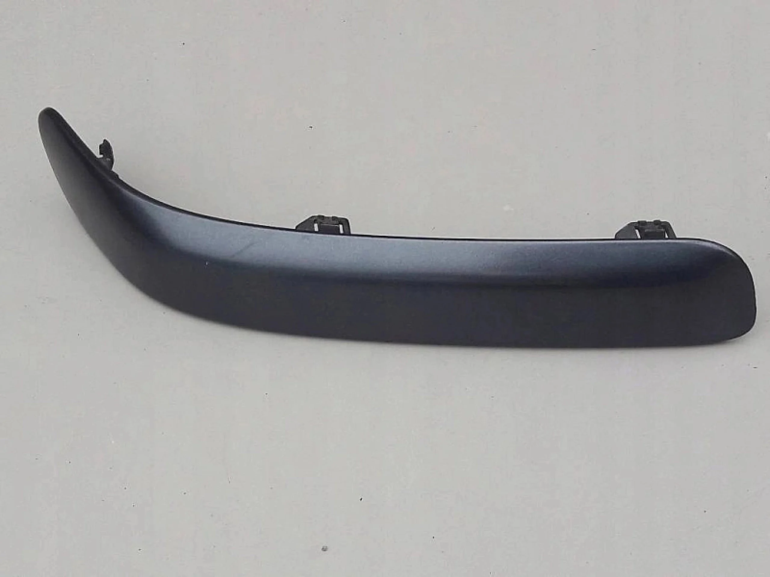 toyota-yaris-i-lift-listwa-zderzaka-prawy-lewy-tyl-03-05-52753-0d010-52752-0d010-ed-car.pl-4887730
