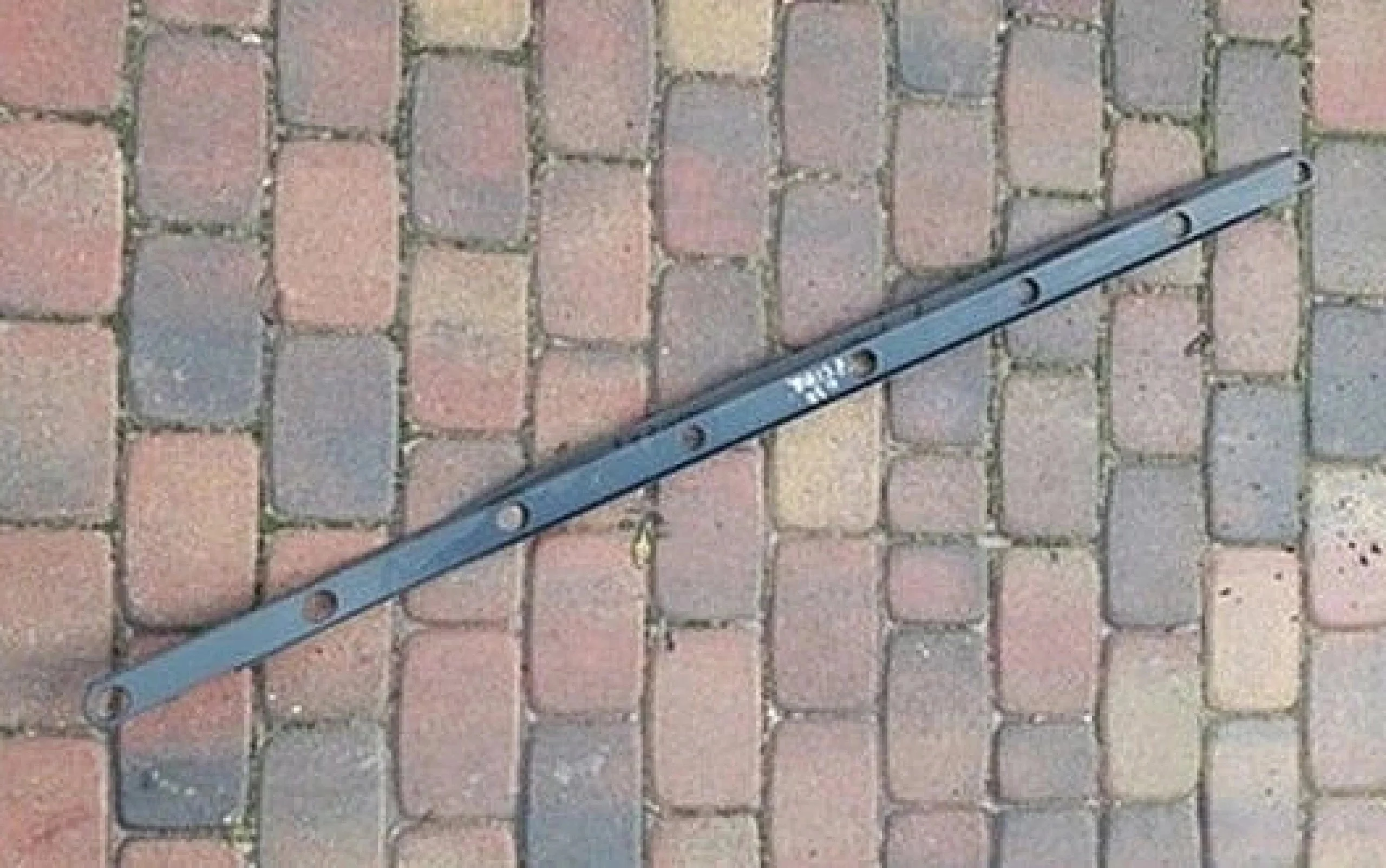toyota-yaris-ii-prawa-listwa-pod-prog-progowa-05-08-75851-0d010-ed-car.pl-4862134
