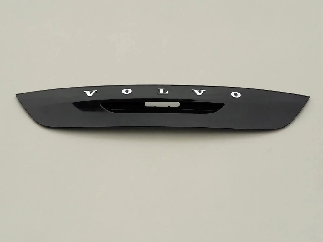 volvo-v40-ii-v40cc-blenda-listwa-klapy-tyl-tylnej-12-19-31301301-ed-car.pl-4860357