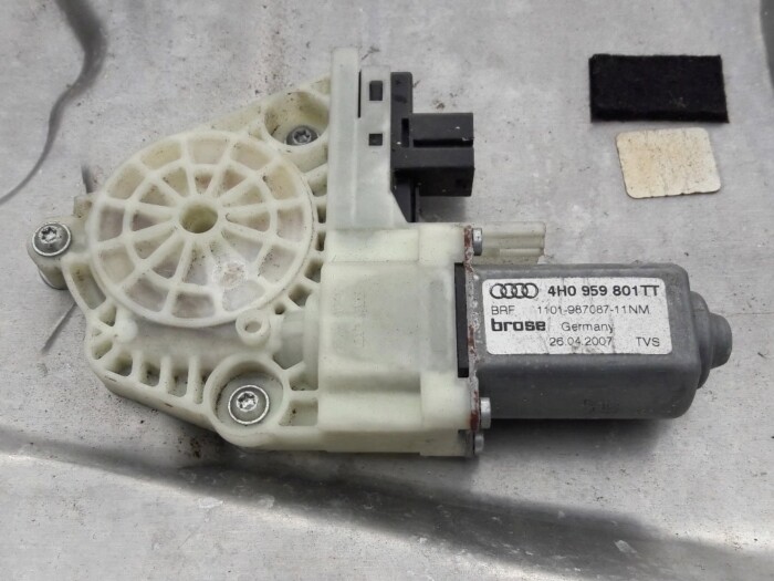 audi-a8-d3-silniczek-podnosnik-szyby-prawy-przod--1101-987087-11nm-ed-car.pl