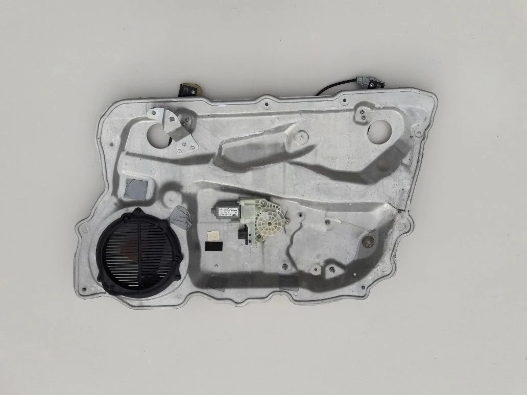 audi-a8-d3-silniczek-podnosnik-szyby-prawy-przod-1101-987087-11nm-ed-car.pl-4888873