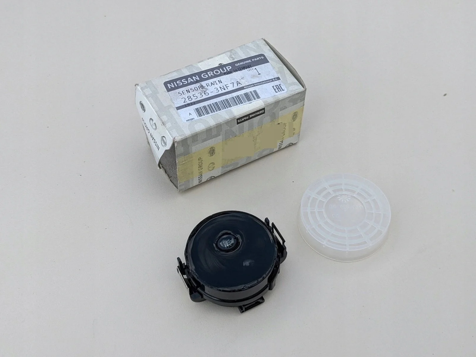 infiniti-qx60-jx35-qx56-titan-czujnik-sensor-deszczu-285363nf7a-ed-car.pl-4866428