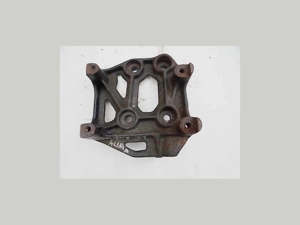 kia-carens-i-1-8-lapa-mocowanie-pompy-klimatyzacji-99-02-ed-car.pl-4887797