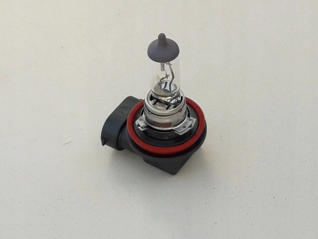 opel-mokka-a-astra-zarowka-reflektora-h11-12v-55w-64211ldot-ed-car.pl