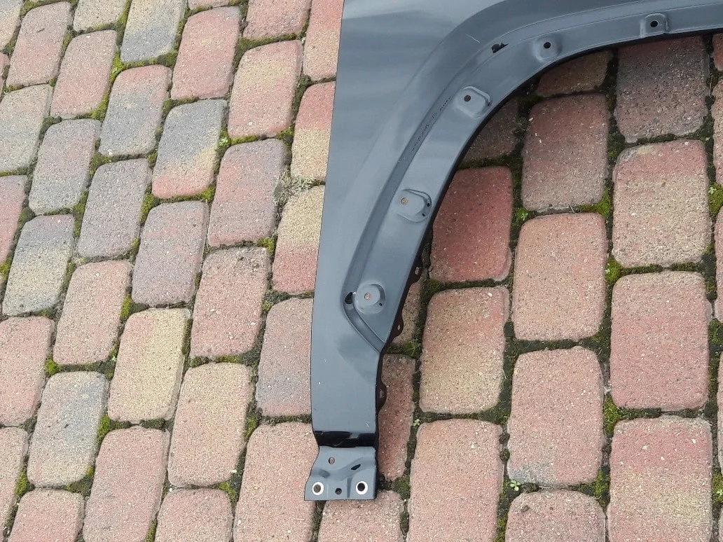 toyota-rav4-v-i-hybrid-blotnik-prawy-przod-przedni-18-24-a53811-42330-ed-car.pl-5588071