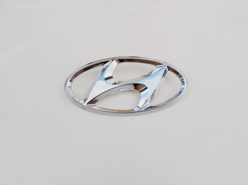 hyunda-ix20-emblemat-znaczek-atrapy-grilla-10-15-86300-1k000-ed-car.pl-6929337