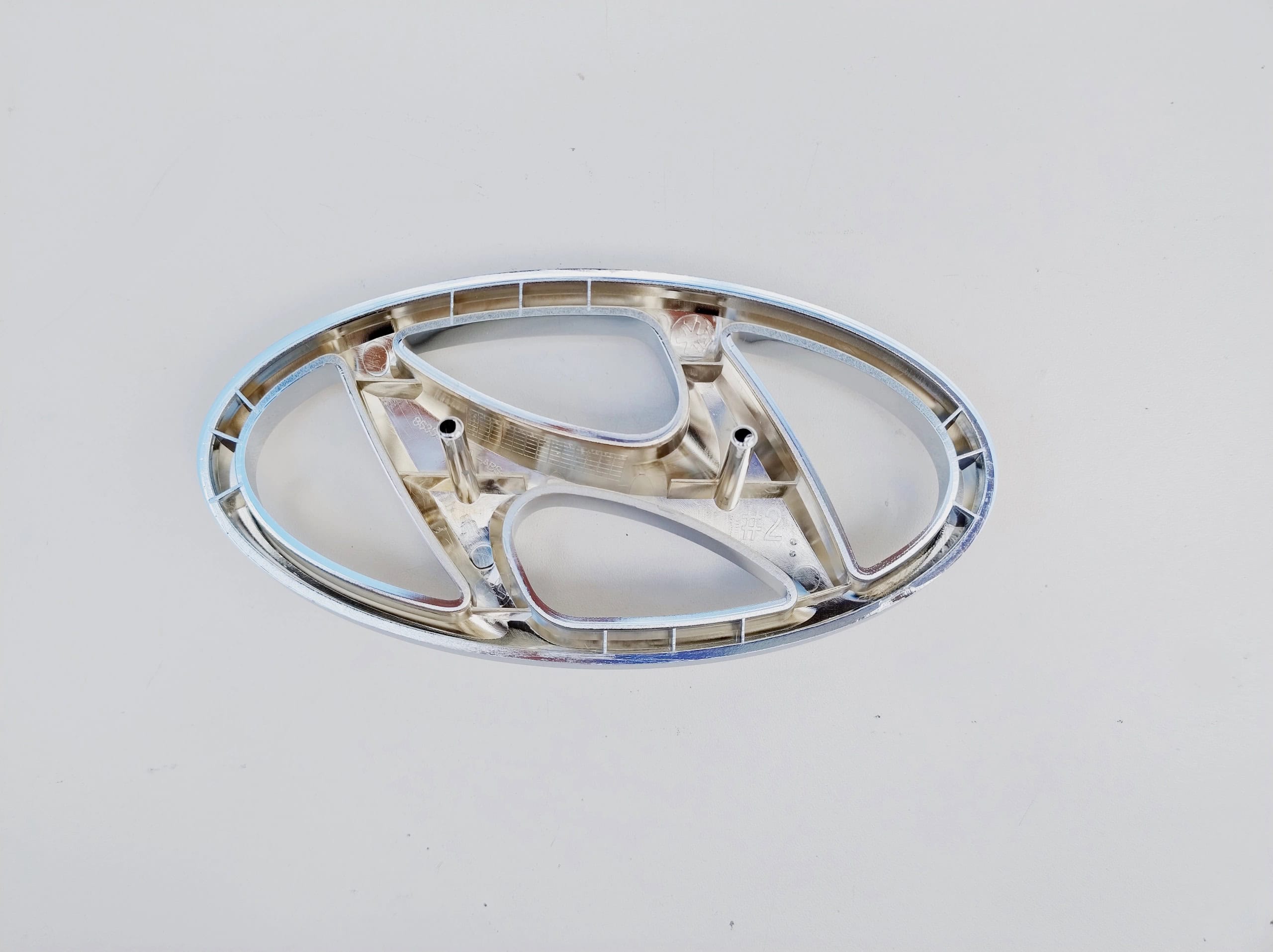 hyundai-i30-ii-emblemat-znaczek-atrapy-grilla-11-14-86353-a5000-ed-car.pl-6929064