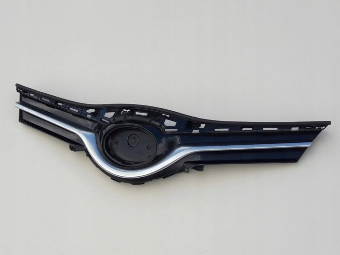 toyota-yaris-iii-lift-atrapa-grill-zderzaka-przod-14-17-53101-0d650-53111-0d820-ed-car.pl