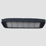 Toyota Yaris III P13 dolna kratka zderzaka przód 11-14