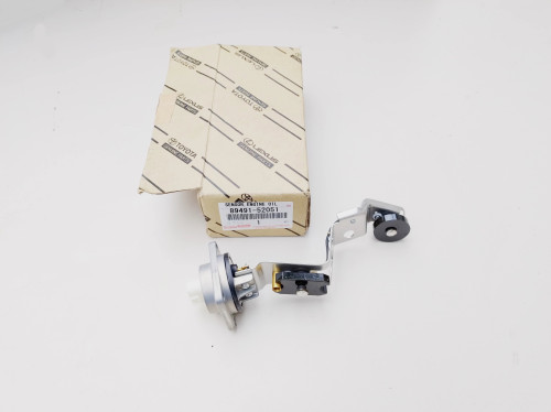 auris-corolla-verso-s-yaris-czujnik-poziomu-oleju-89491-52051-ed-car.pl-6934403