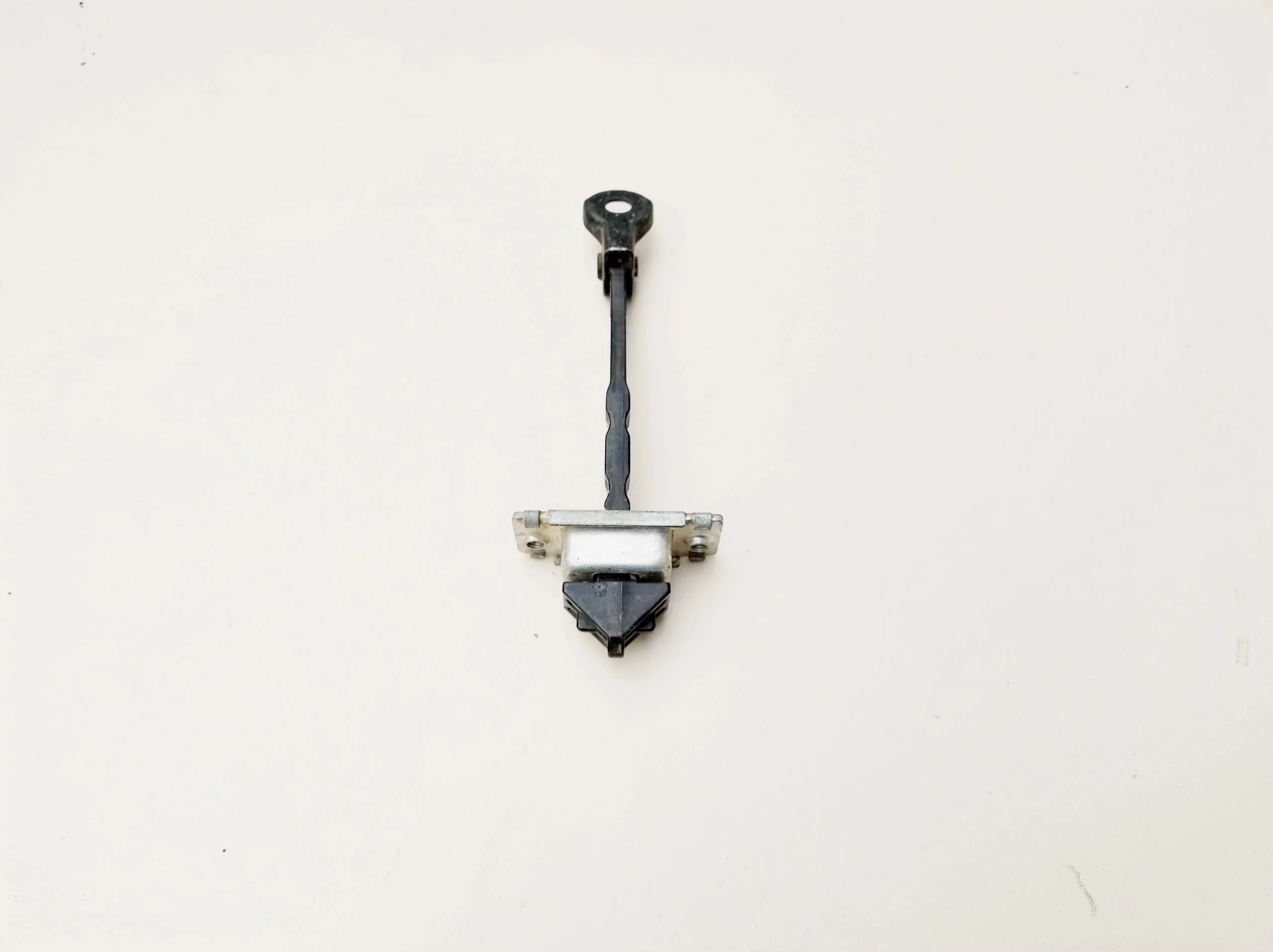mazda-3-ii-bl-ogranicznik-drzwi-prawy-przod-08-13-bbm458270c-ed-car.pl-4887490