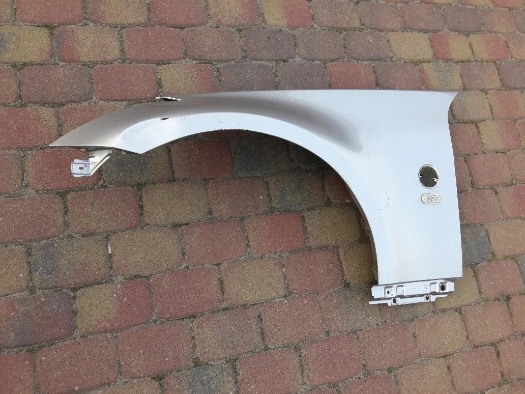 nissan-350z-blotnik-lewy-przod-przedni-02-09-f3101-cd0ma-fca01-cd0ma-ed-car.pl-5431527